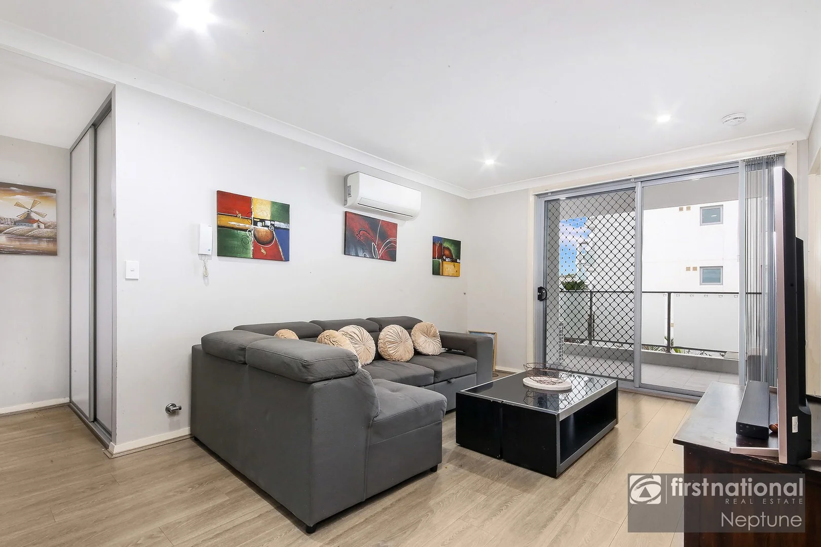 205/8 Cornelia Road, Toongabbie NSW 2146