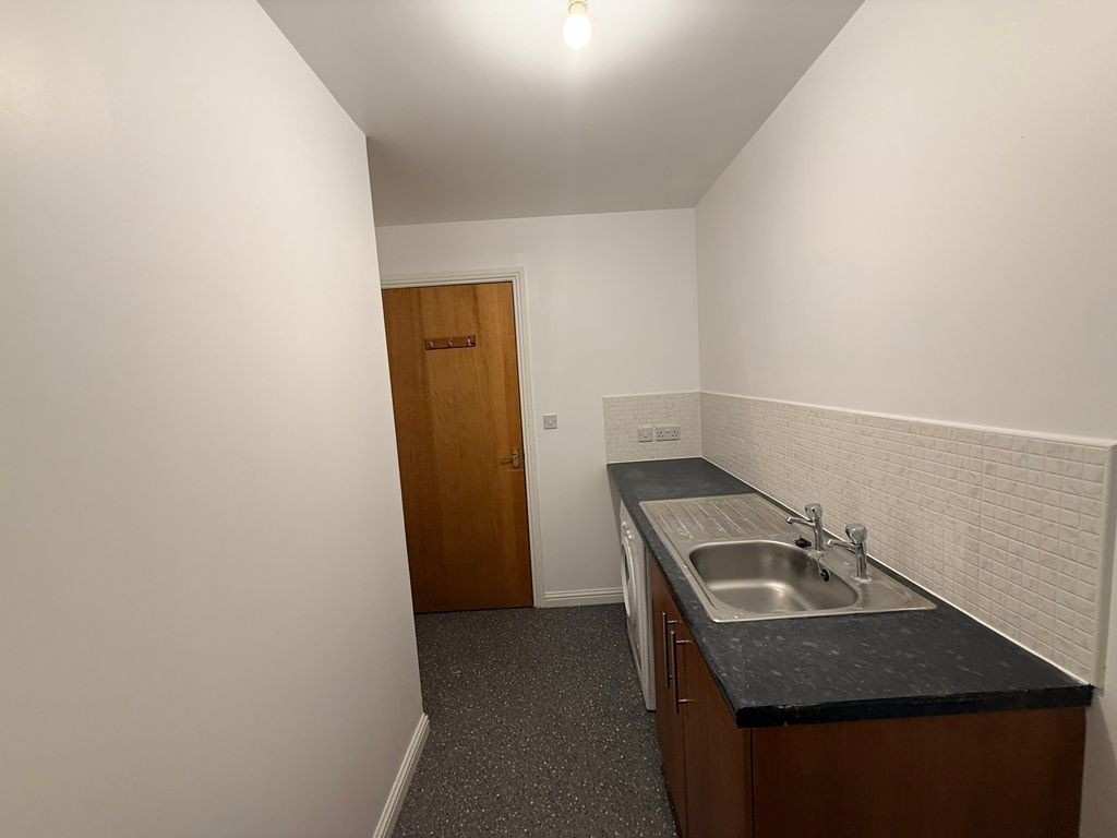 Additional image 7 of 4 bed town house to rentThorter Row, Dundee DD1