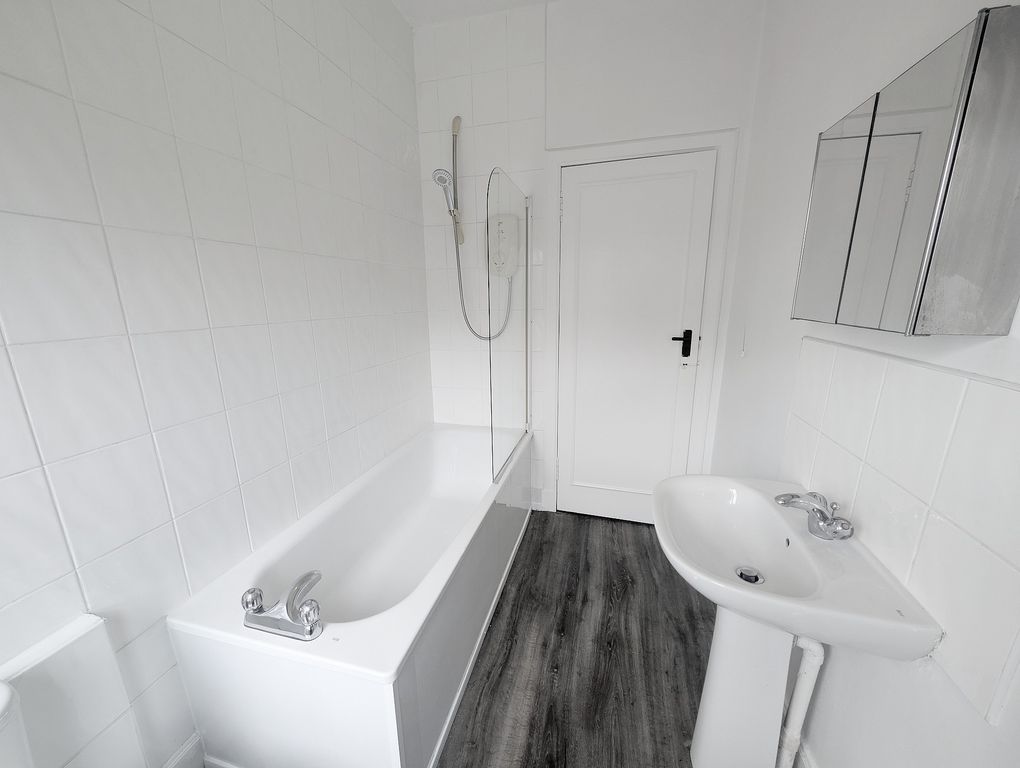 Additional image 7 of 2 bed flat to rentCockburn Street, Falkirk FK1