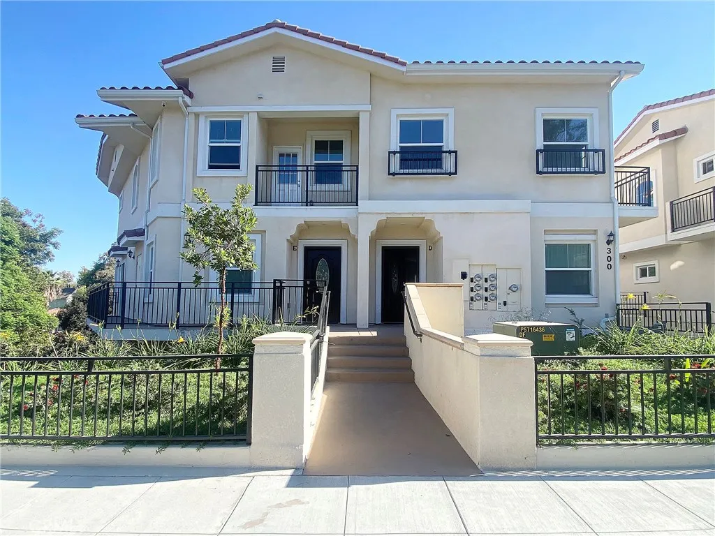 Additional image 25 of 300 Alhambra Road E Unit E, Alhambra, CA 91801
