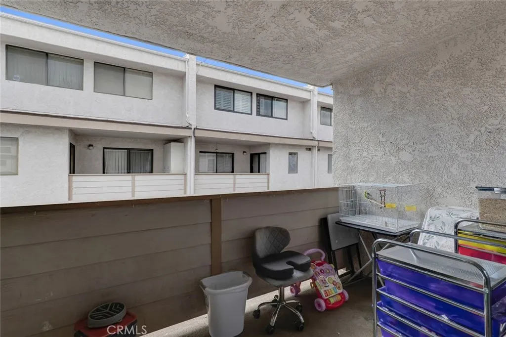 Additional image 65 of 10231 Independence Ave Unit C17, Chatsworth, CA 91311