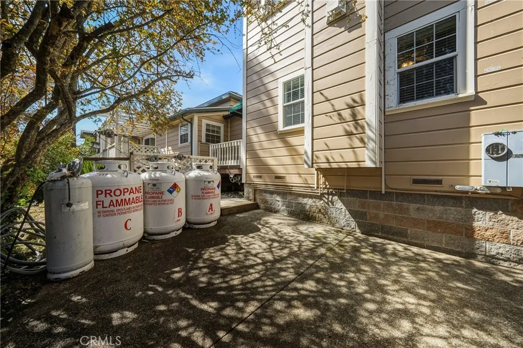 Additional image 129 of 150 Clearlake Ave, Lakeport, CA 95453