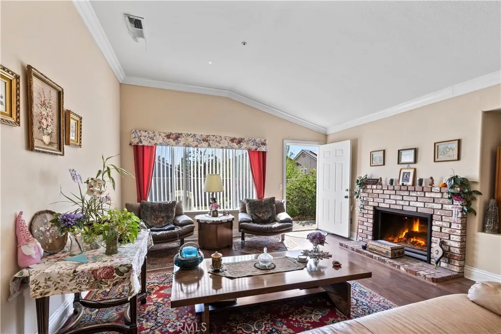 Additional image 5 of 15001 Roundup Ln, Fontana, CA 92336