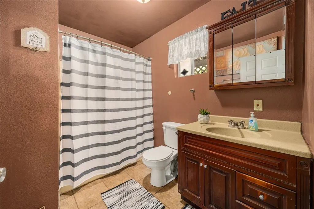 Additional image 56 of 180 E 67th Street, Long Beach, CA 90805