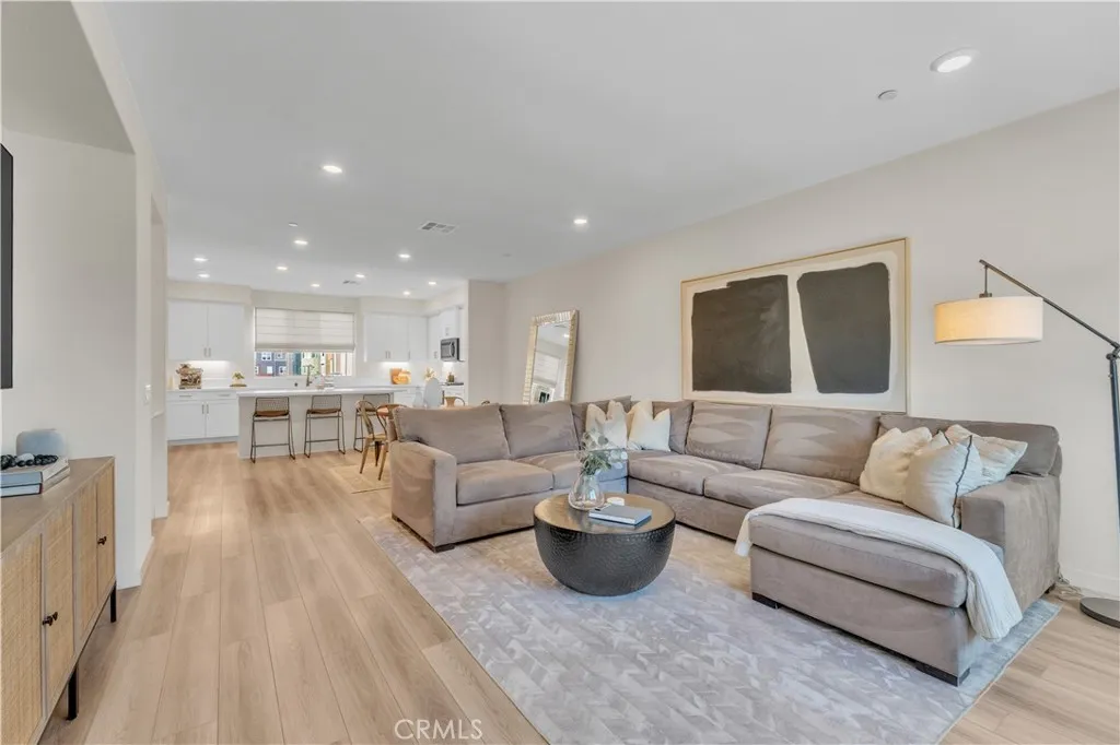 Additional image 11 of 27582 Manzanita Way, Valencia, CA 91381