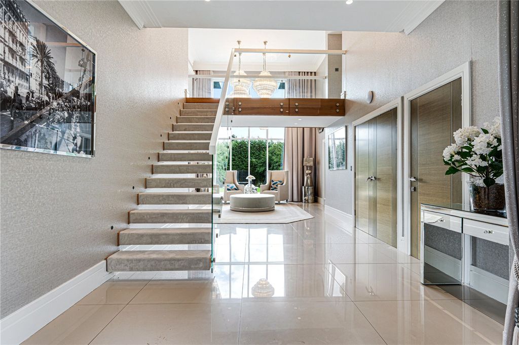 Additional image 5 of 5 bed detached house to rentBrooks Drive, Hale Barns, Altrincham WA15
