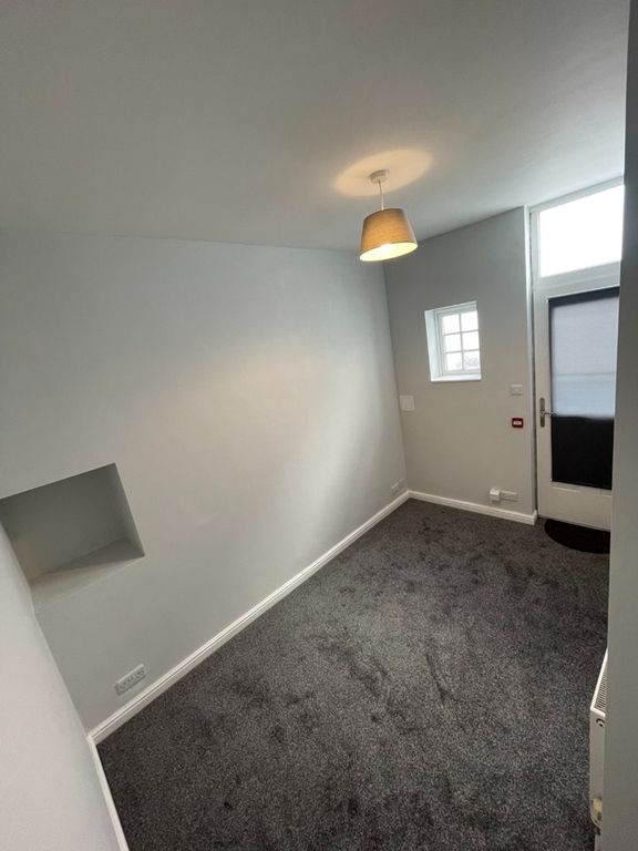 Additional image 9 of 1 bed flat to rentDerby Road, Douglas, Isle Of Man IM2
