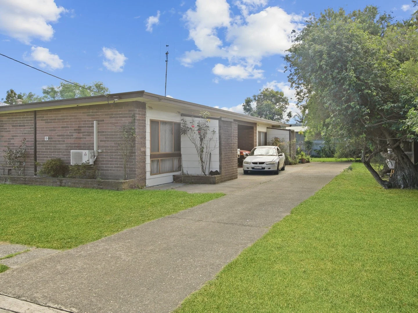 1 & 2/23 Maude Street, Lucknow VIC 3875