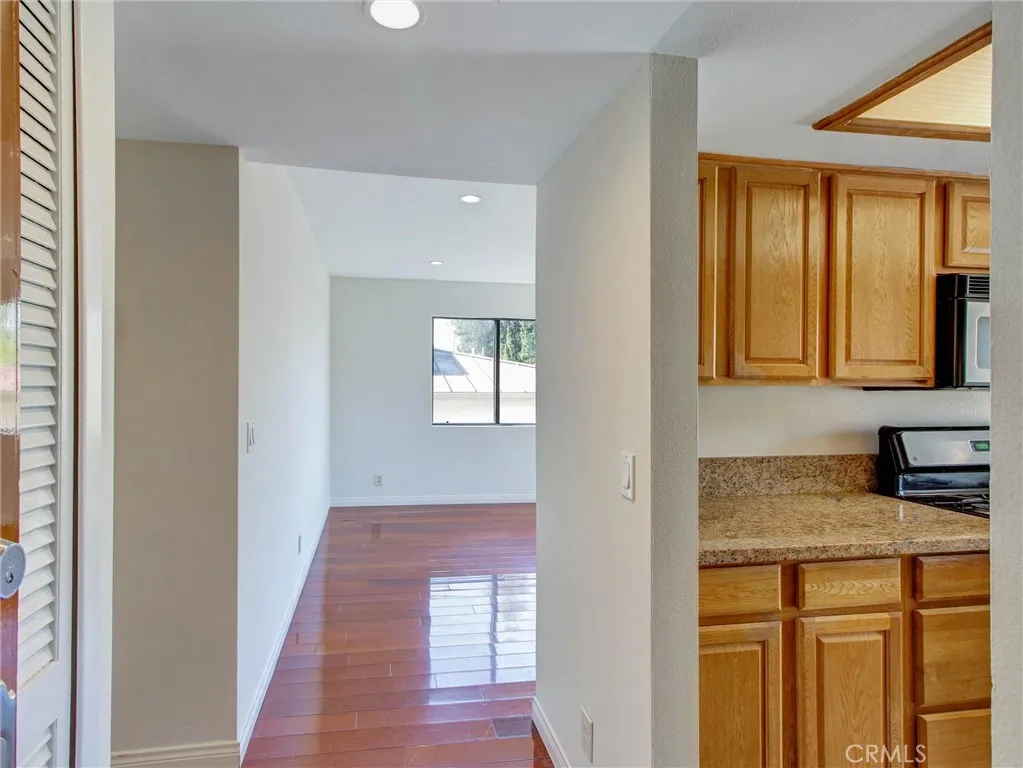 Additional image 44 of 1134 Campbell St Unit 307, Glendale, CA 91207