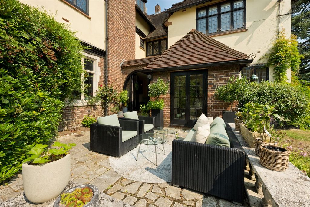 Additional image 22 of 8 bed detached house to rentYaffle Road, Weybridge KT13