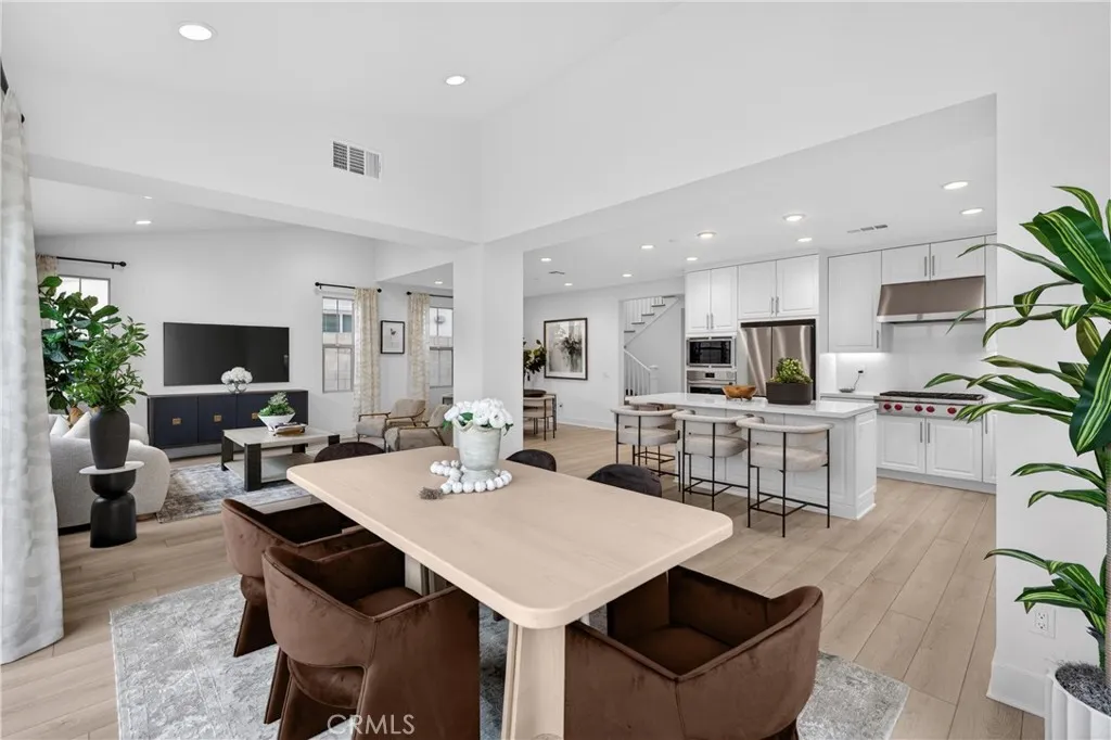 Additional image 14 of 155 Somera, Irvine, CA 92602