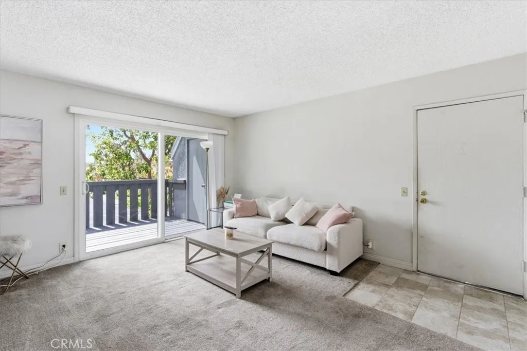 Additional image 32 of 44 Fallbrook, Irvine, CA 92604