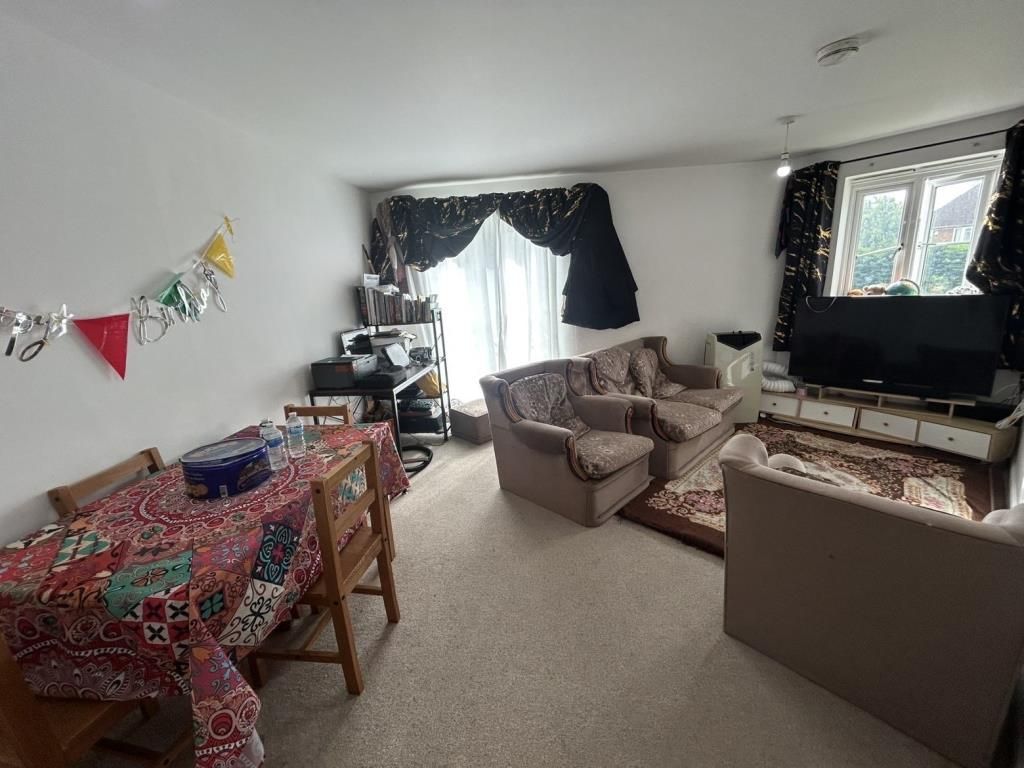 Additional image 5 of 2 bed flat to rentNewbury, Berkshire RG14