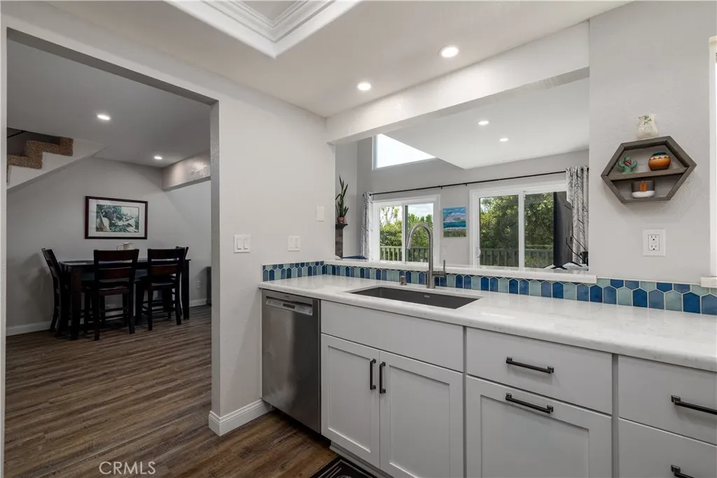 Additional image 6 of 6958 Camino Pacheco, San Diego, CA 92111