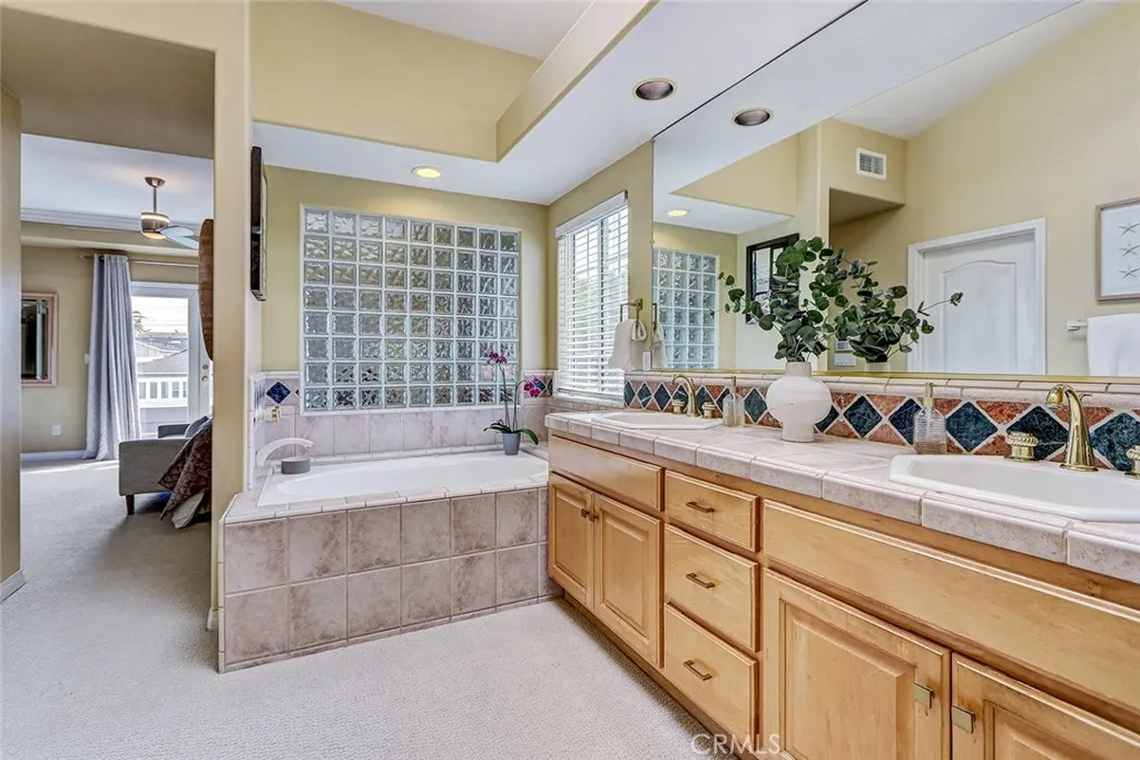Additional image 43 of 2101 Lynngrove Dr, Manhattan Beach, CA 90266