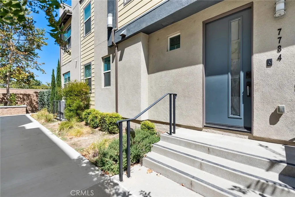 7784 Haywood Pl, Rancho Cucamonga, CA 91730 photo 2