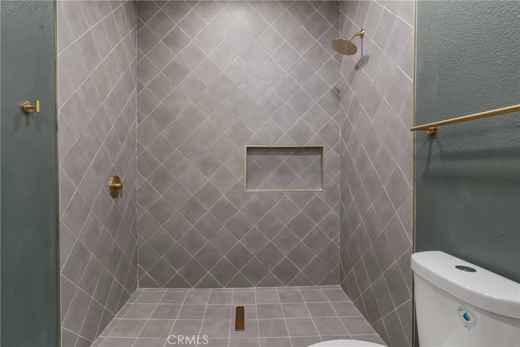 Additional image 74 of 520 E 8th Street, Corona, CA 92879
