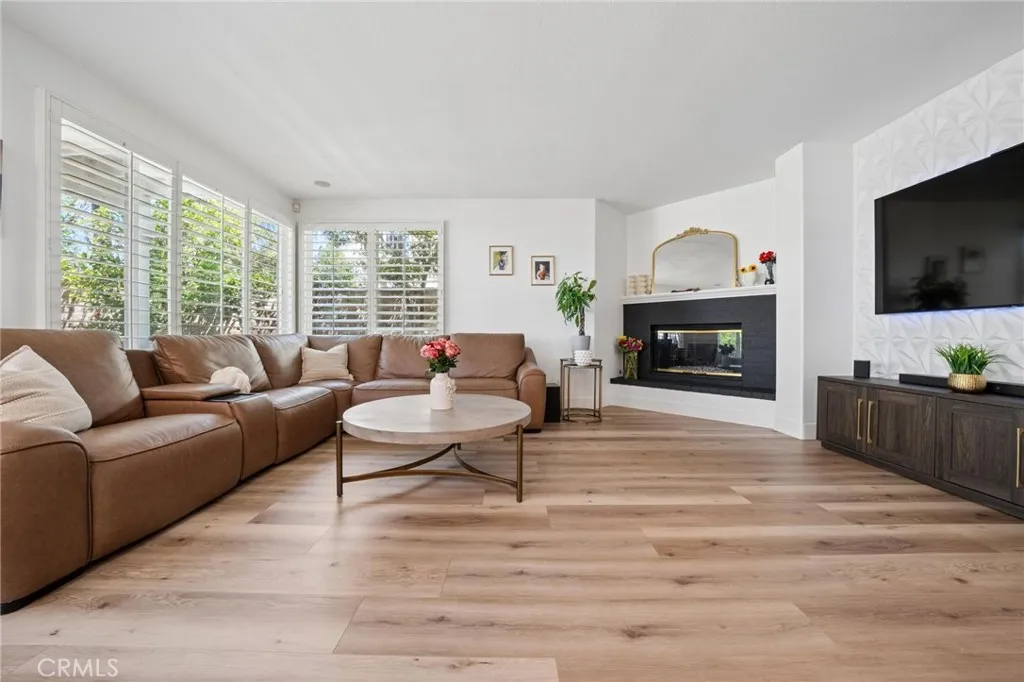 Additional image 22 of 23327 Summerglen Place, Valencia, CA 91354