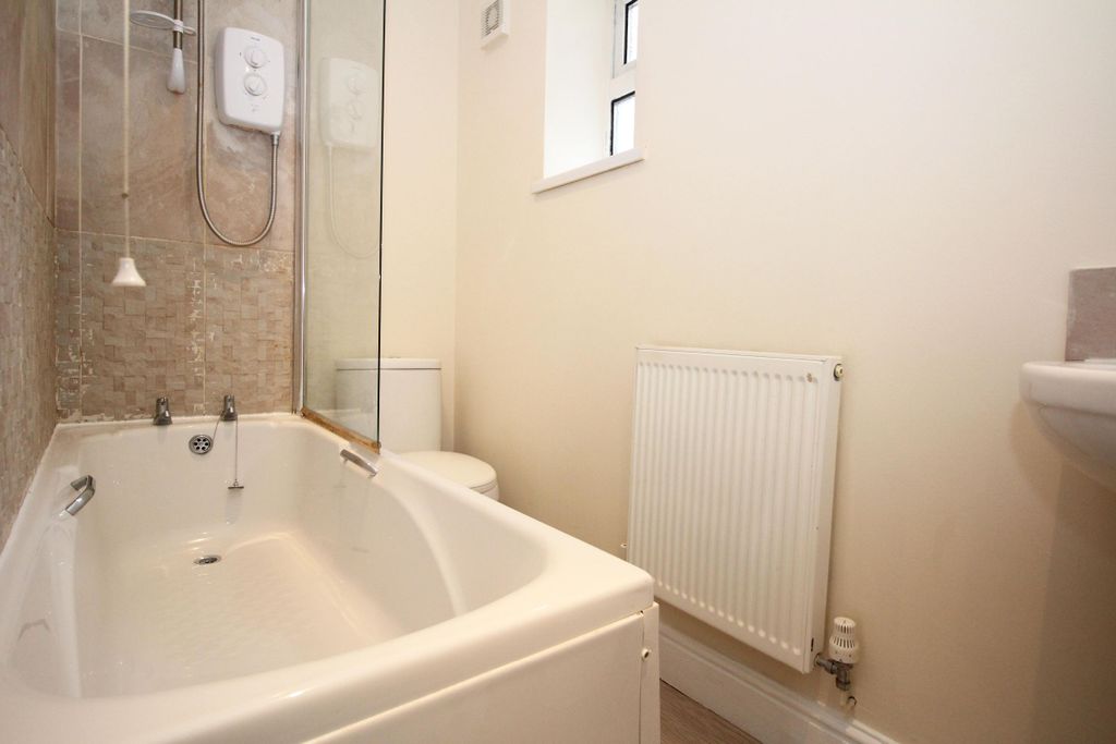Additional image 4 of 3 bed terraced house to rentOxford Street, Pontycymer, Bridgend CF32