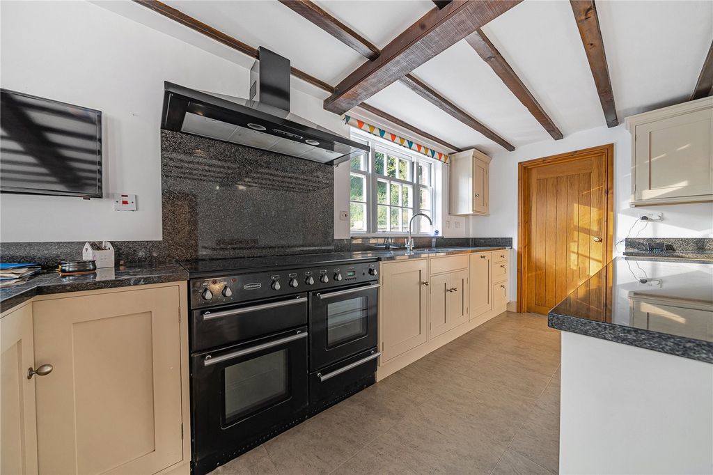 Additional image 5 of 6 bed detached house to rentBasted Mill, Borough Green, Sevenoaks, Kent TN15