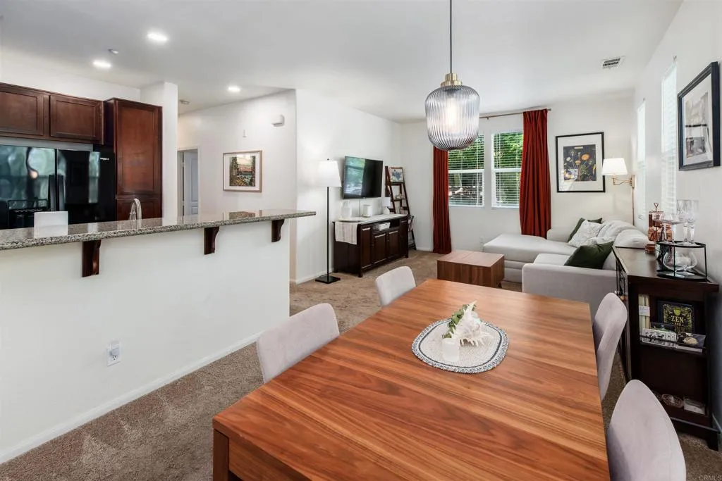 Additional image 42 of 451 Avenida De La Luna, Vista, CA 92083