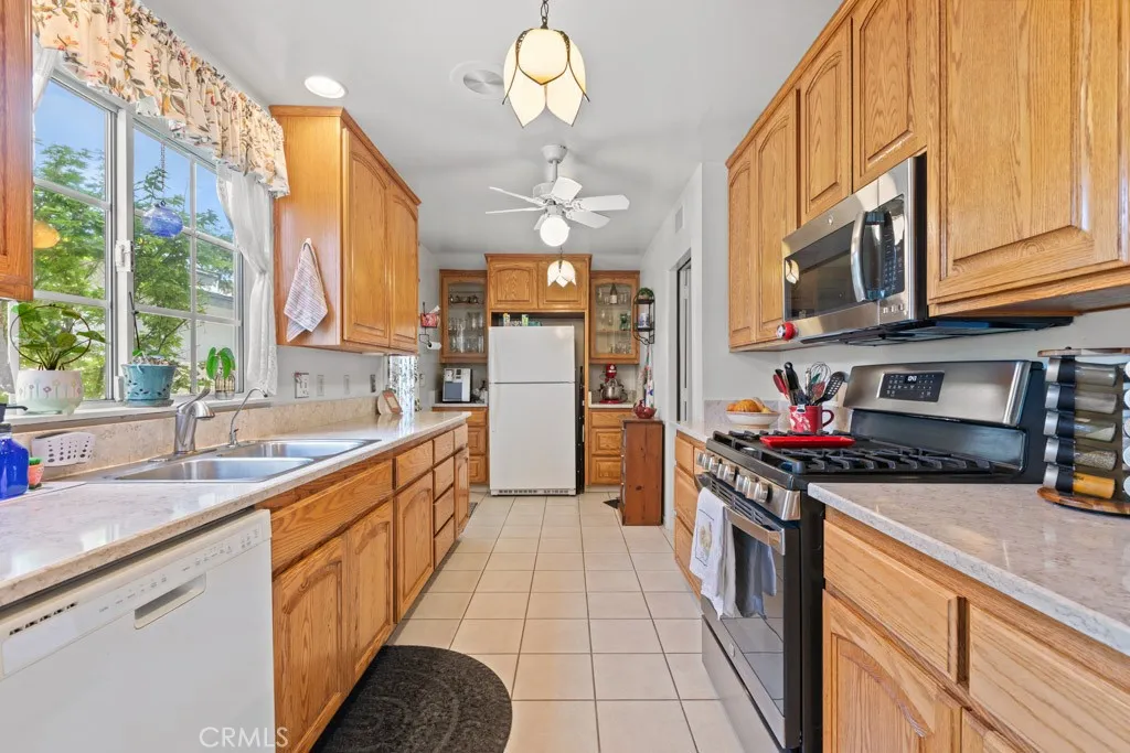 Additional image 38 of 11931 Waverly Dr, Garden Grove, CA 92840