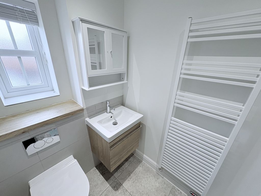 Additional image 8 of 3 bed semi-detached house to rentJobson Avenue, Beverley HU17
