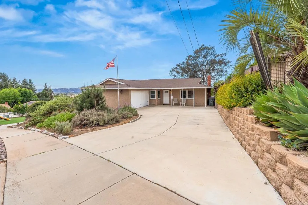 Additional image 2 of 1488 Lily Avenue, El Cajon, CA 92021