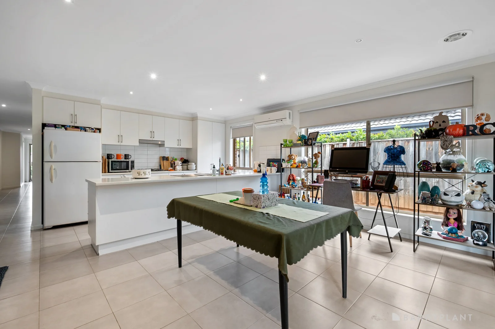 Additional image 9 of 48 Saltbush Crescent, Brookfield VIC 3338