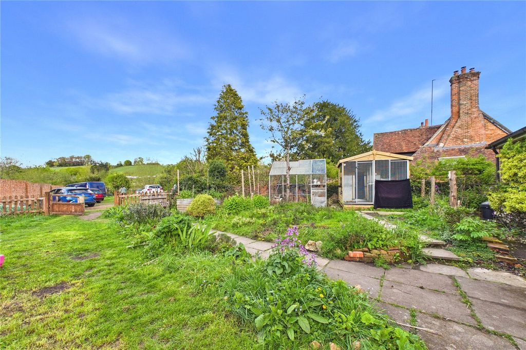 Additional image 11 of 2 bed terraced house to rentChurch Street, Hampstead Norreys, Thatcham RG18