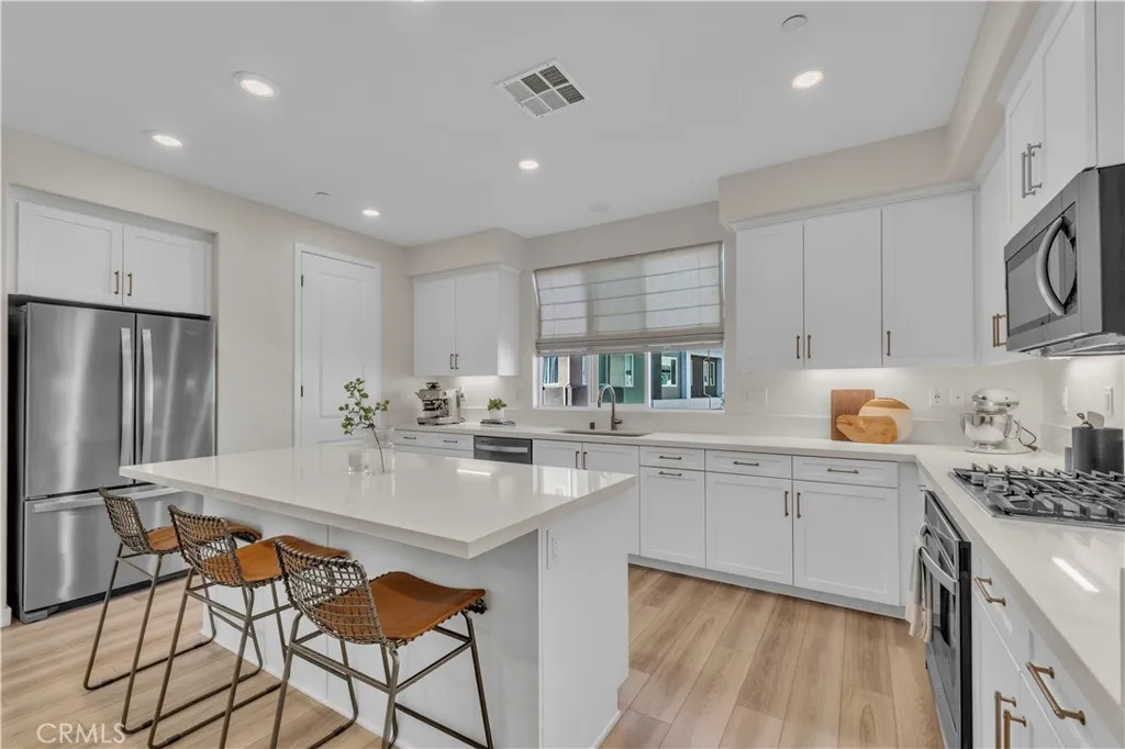 Additional image 19 of 27582 Manzanita Way, Valencia, CA 91381