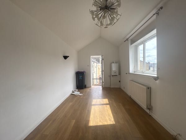 Additional image 2 of 1 bed flat to rentBroad Street, Blaenavon, Pontypool NP4