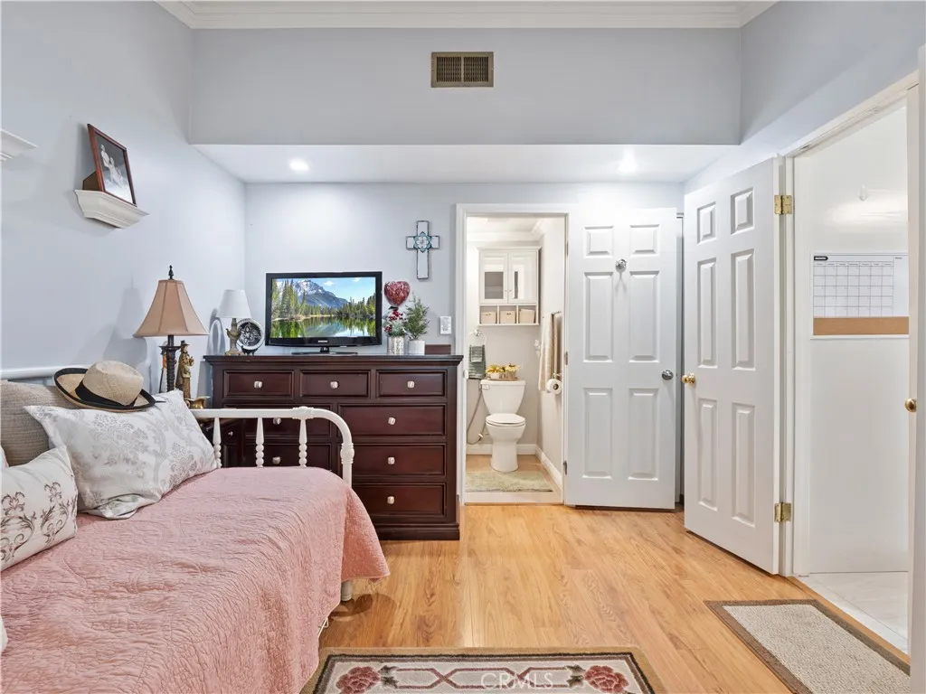 Additional image 15 of 26835 Avenue Of The Oaks Unit B, Newhall, CA 91321