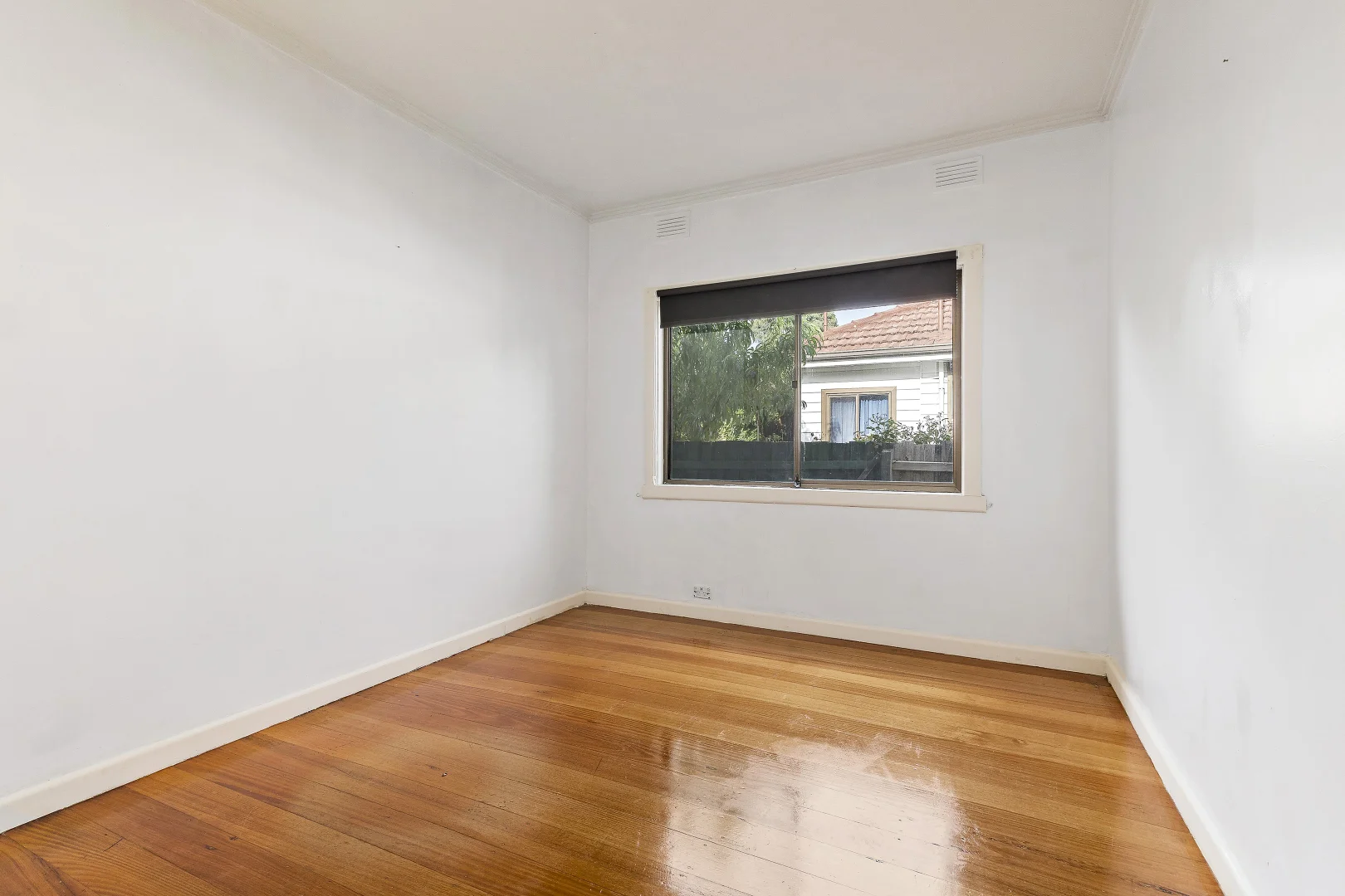 Additional image 12 of 1/8 Wheatsheaf Road, Glenroy VIC 3046