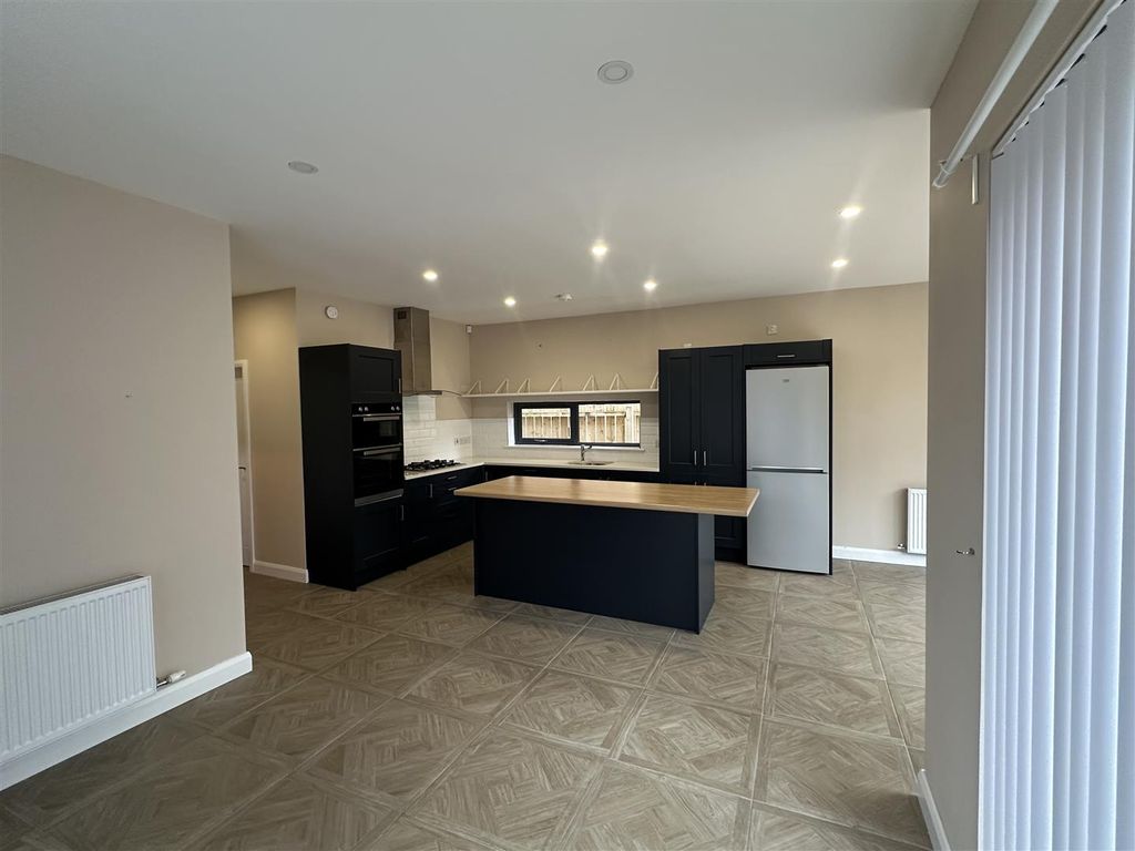 Additional image 5 of 4 bed detached house to rentRockland View, Ballyclare BT39