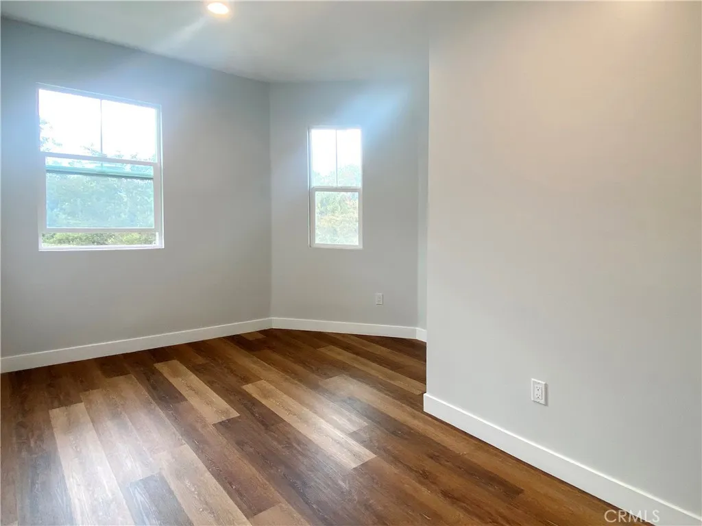 Additional image 35 of 300 Alhambra Road E Unit E, Alhambra, CA 91801