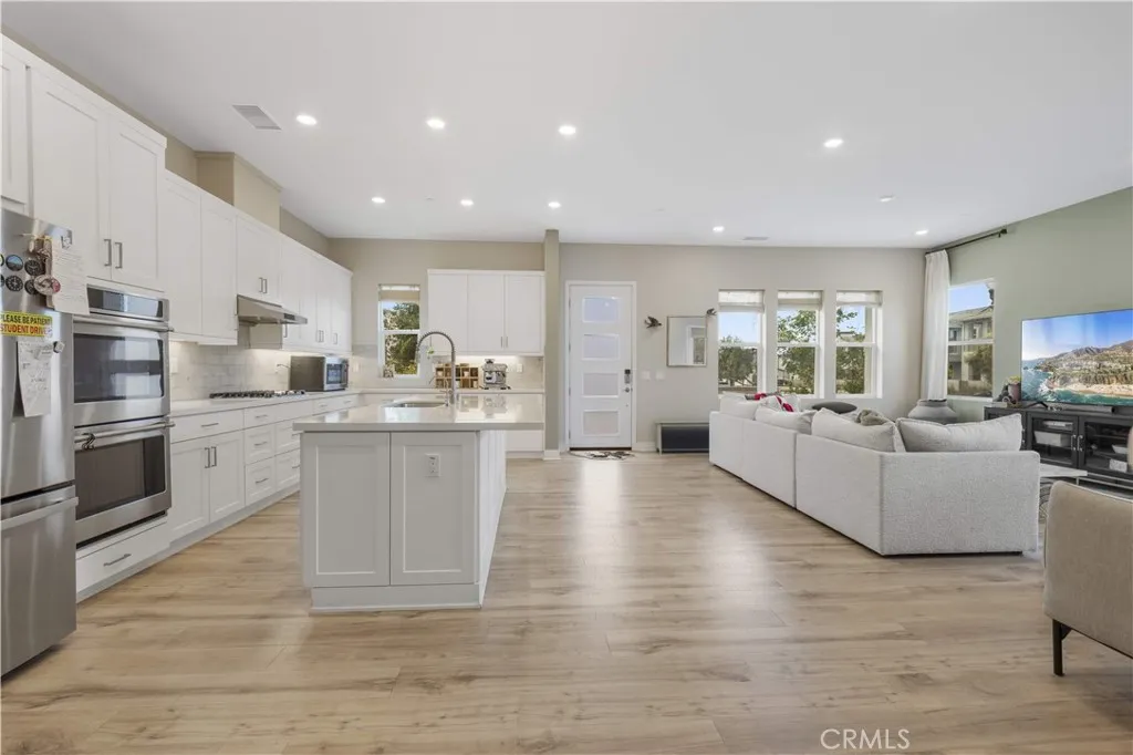 Additional image 19 of 130 Yugen, Irvine, CA 92618