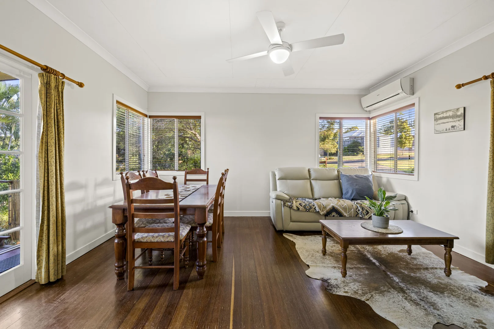 9 Garde Street, Centenary Heights QLD 4350 photo 4