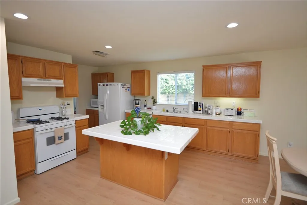 Additional image 26 of 2725 S Buena Vista, Corona, CA 92882