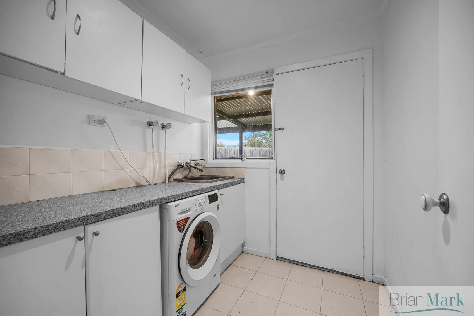 Additional image 15 of 6 Poinciana Court, Werribee VIC 3030
