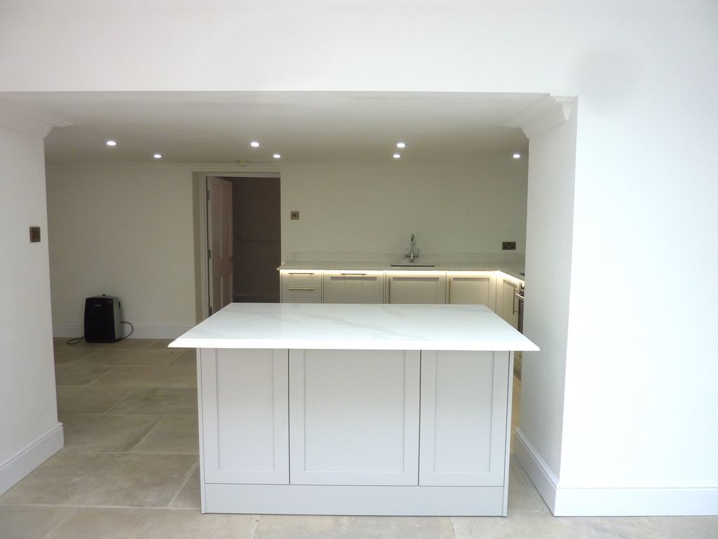 Additional image 8 of 3 bed terraced house to rentNew Market Street, Usk NP15