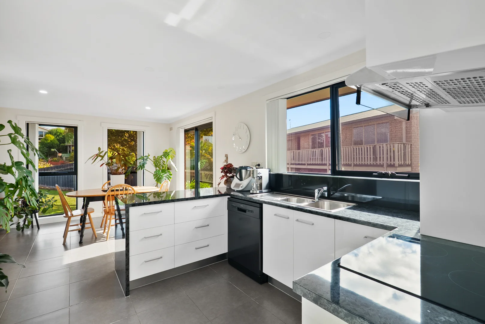 Additional image 3 of 10 Sharon Court, Devonport TAS 7310