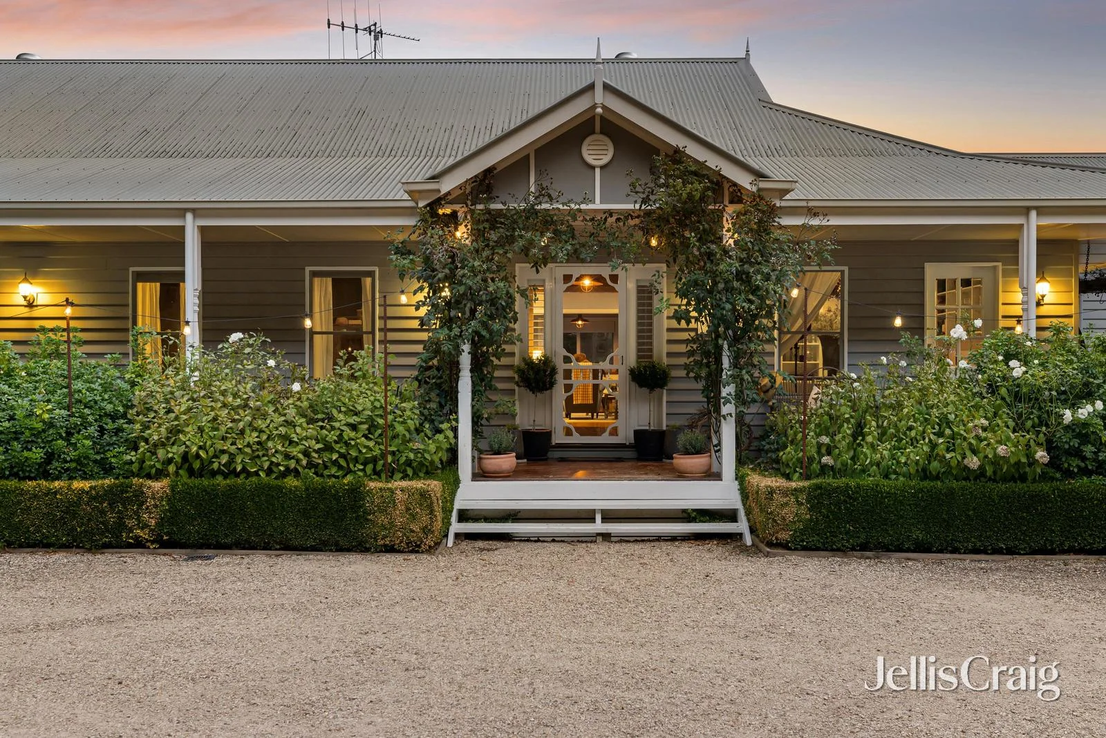 Additional image 2 of 36 Walkers Road, Woodend VIC 3442
