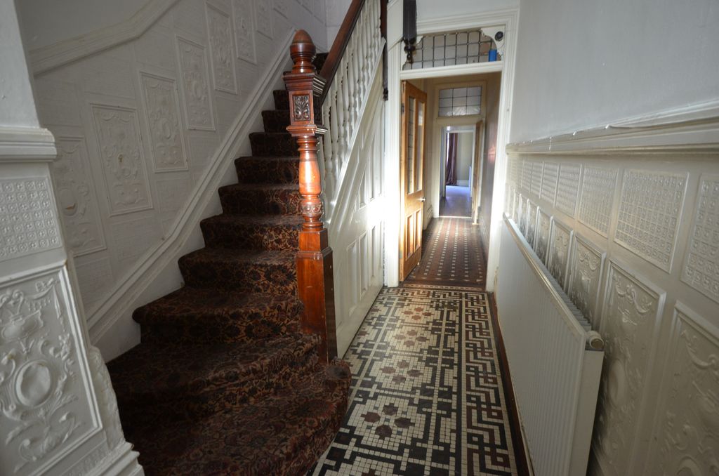 Additional image 3 of 4 bed town house to rentAbbey Road, Grimsby DN32