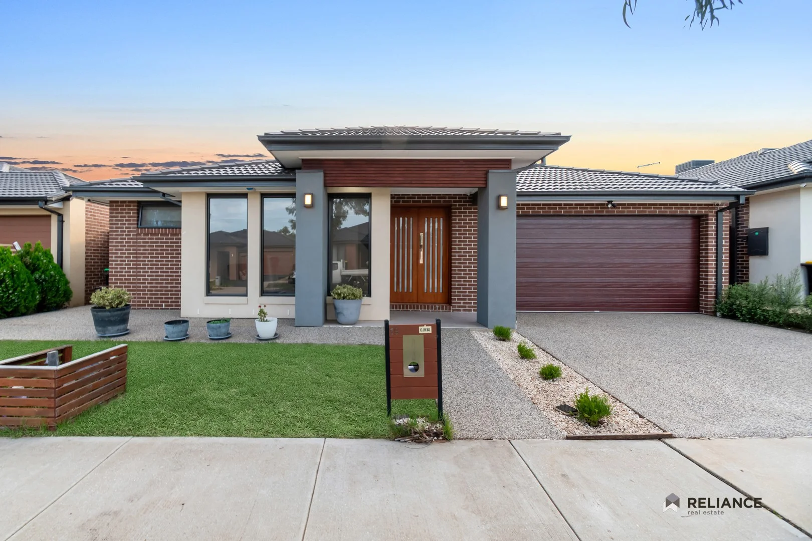 19 MacAlister Grove, Cobblebank VIC 3338