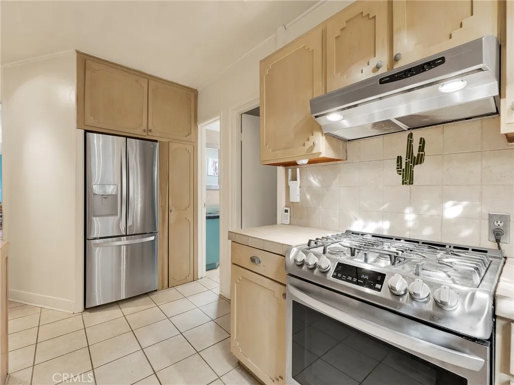Additional image 55 of 6033 Fulcher Ave, North Hollywood, CA 91606
