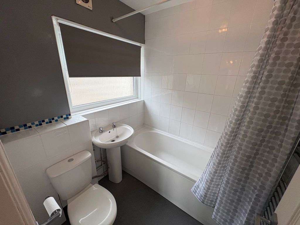 Additional image 11 of 3 bed semi-detached house to rentPark Place, Sarn, Bridgend CF32