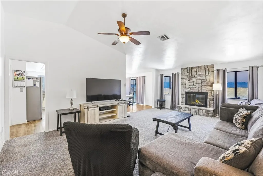 Additional image 7 of 1016 Broadway Ave, Barstow, CA 92311