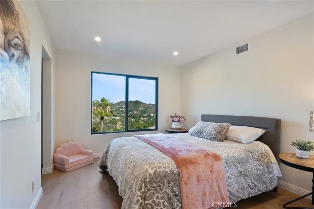 Additional image 58 of 834 Moorside Drive, Glendale, CA 91207