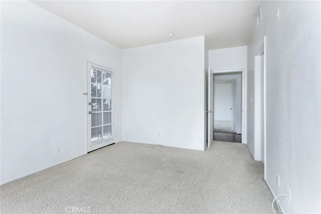 Additional image 43 of 221 S Oak Knoll Avenue Unit 202, Pasadena, CA 91101